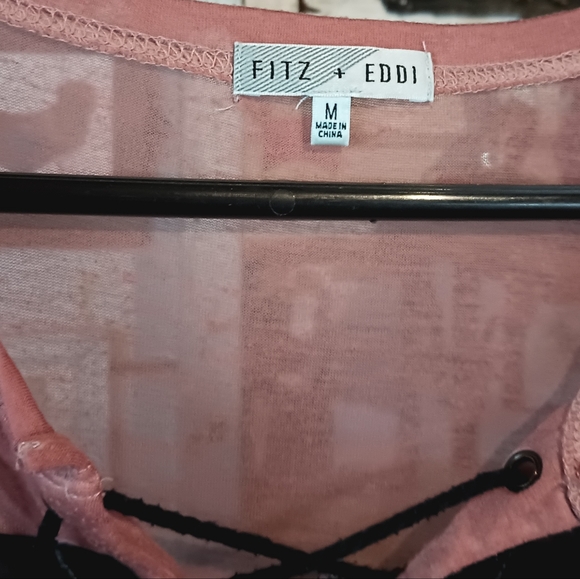 Fitz and Eddie sheer top - Picture 2 of 4